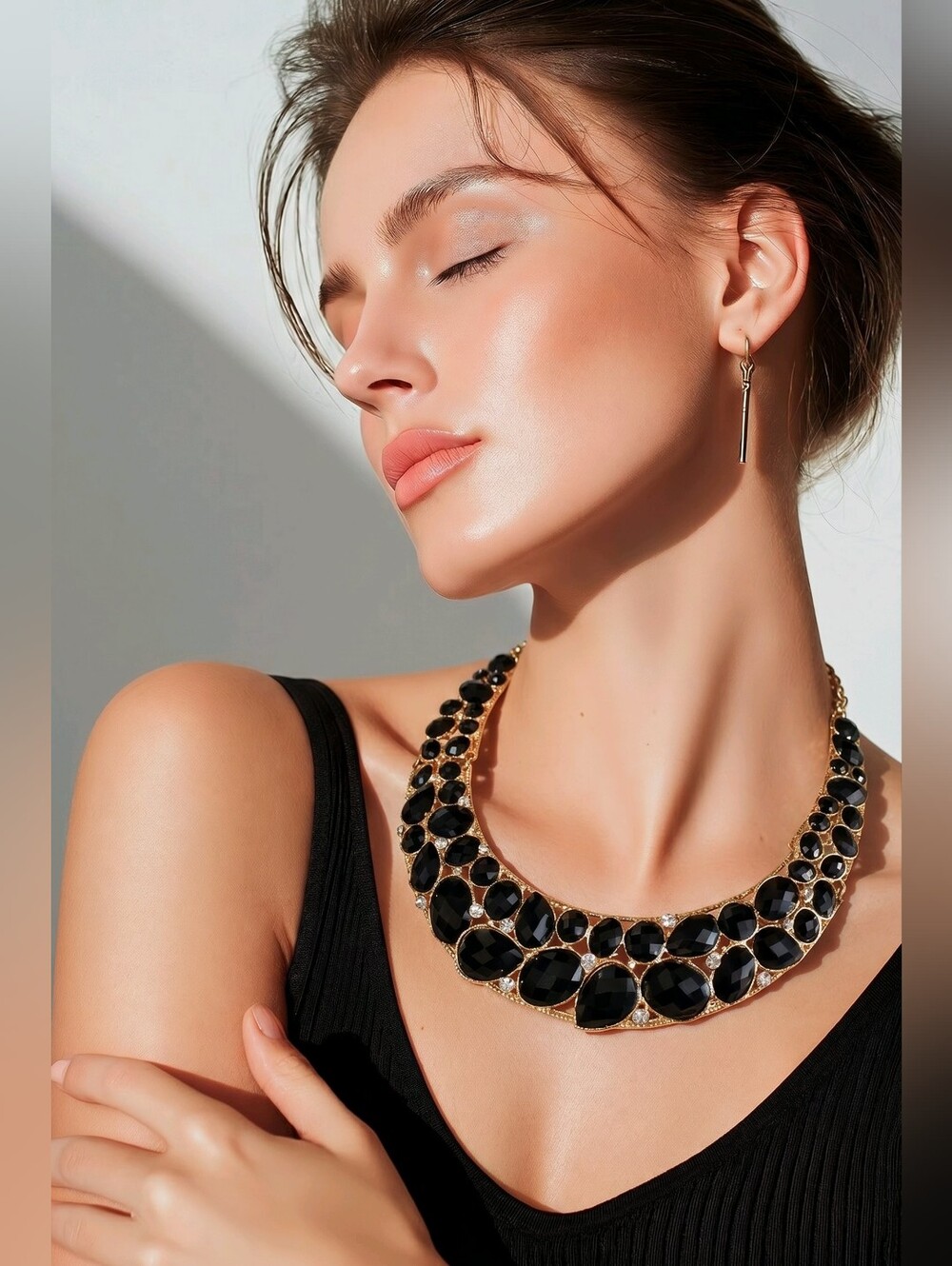 Statement necklace